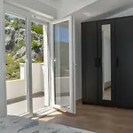 Modern Private Villa Bonaventura With Pool & Jacuzzi & Bbq For Families & Groups Near Split Neoric